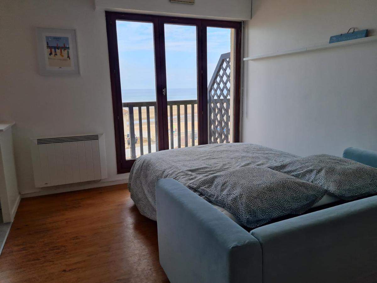 Cote Et Mer Superbe Appartement Front De Mer Wifi & Parking Villers-sur-Mer Esterno foto